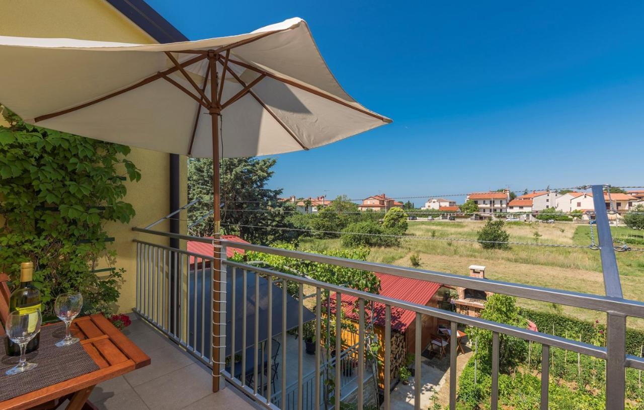 Apartment Nensi Пореч Экстерьер фото