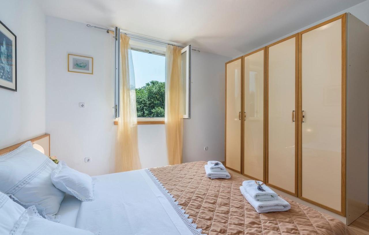 Apartment Nensi Пореч Экстерьер фото