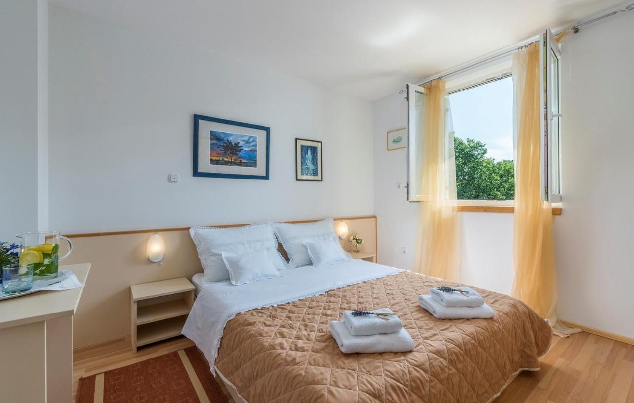 Apartment Nensi Пореч Экстерьер фото