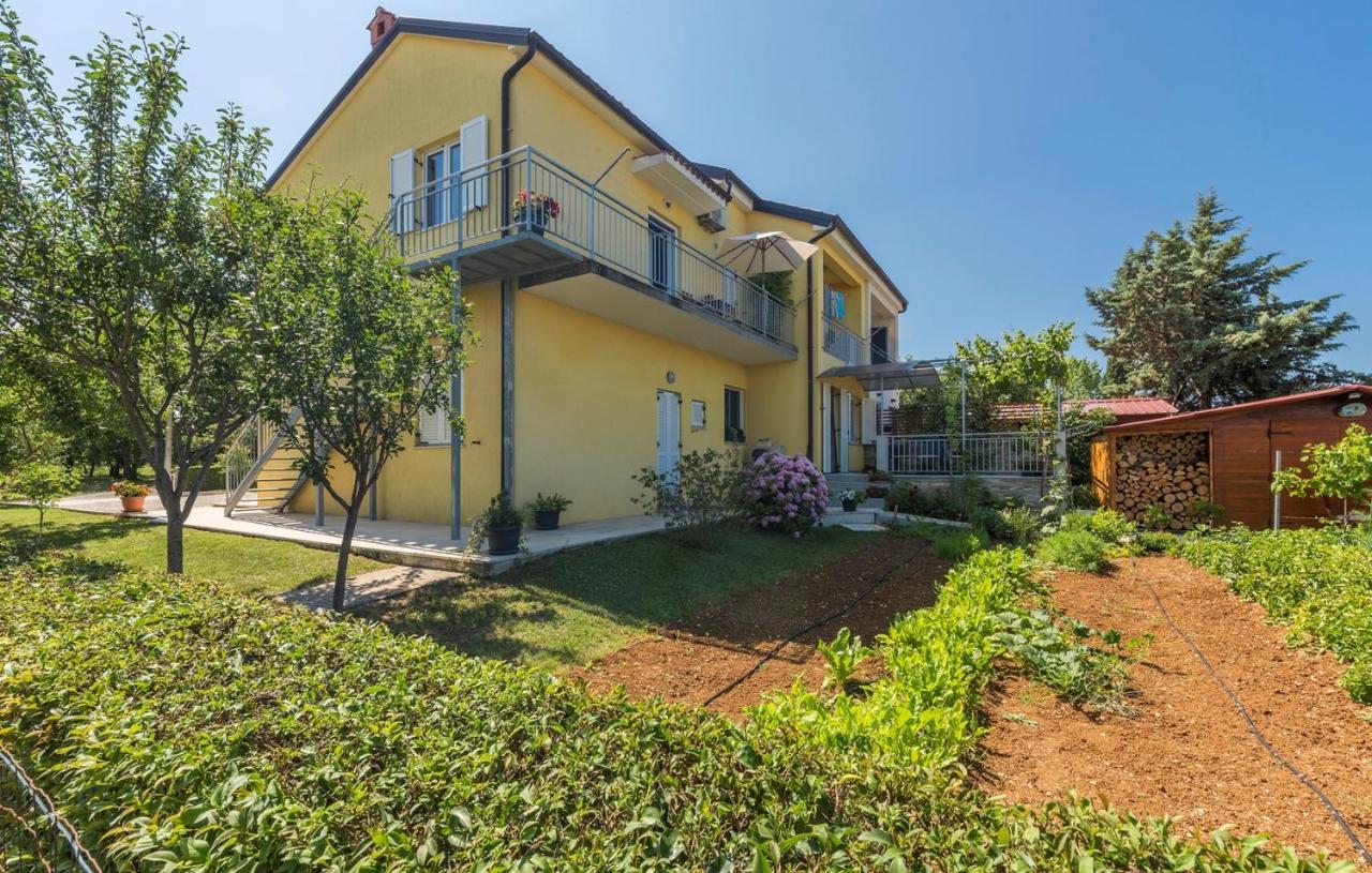 Apartment Nensi Пореч Экстерьер фото